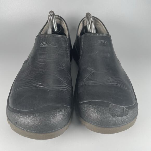 Keen Austin Men’s 10 Black Leather Casual Slip On Hiking Outdoor Shoes Comfort - Picture 2 of 9